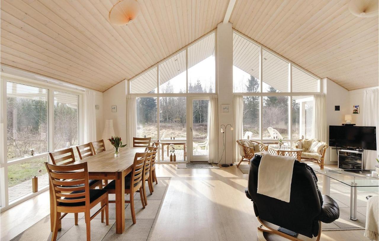 7 Bedroom Stunning Home In Herning Kølkær 외부 사진